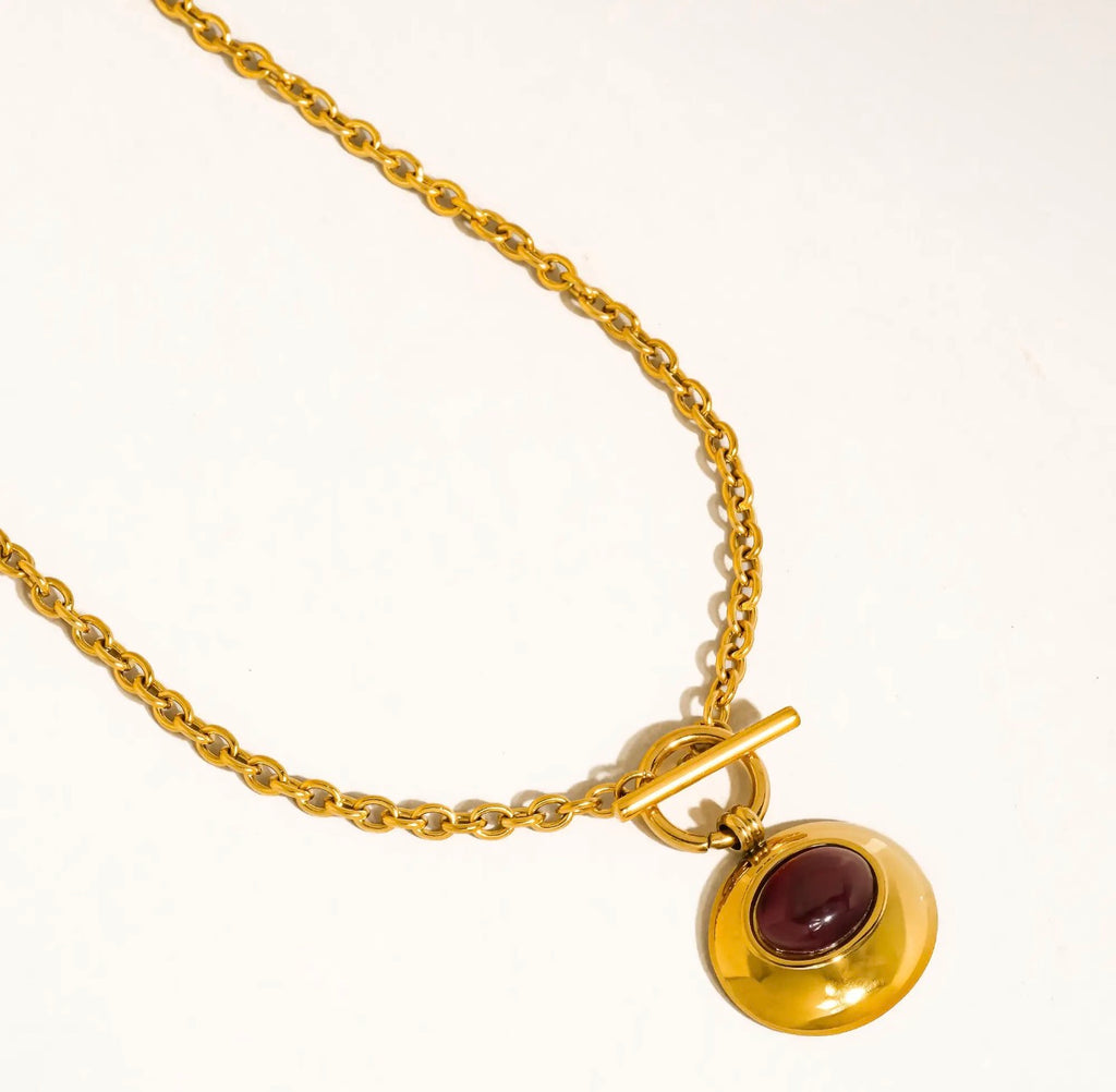 Pine Red Stone Pendant Necklace