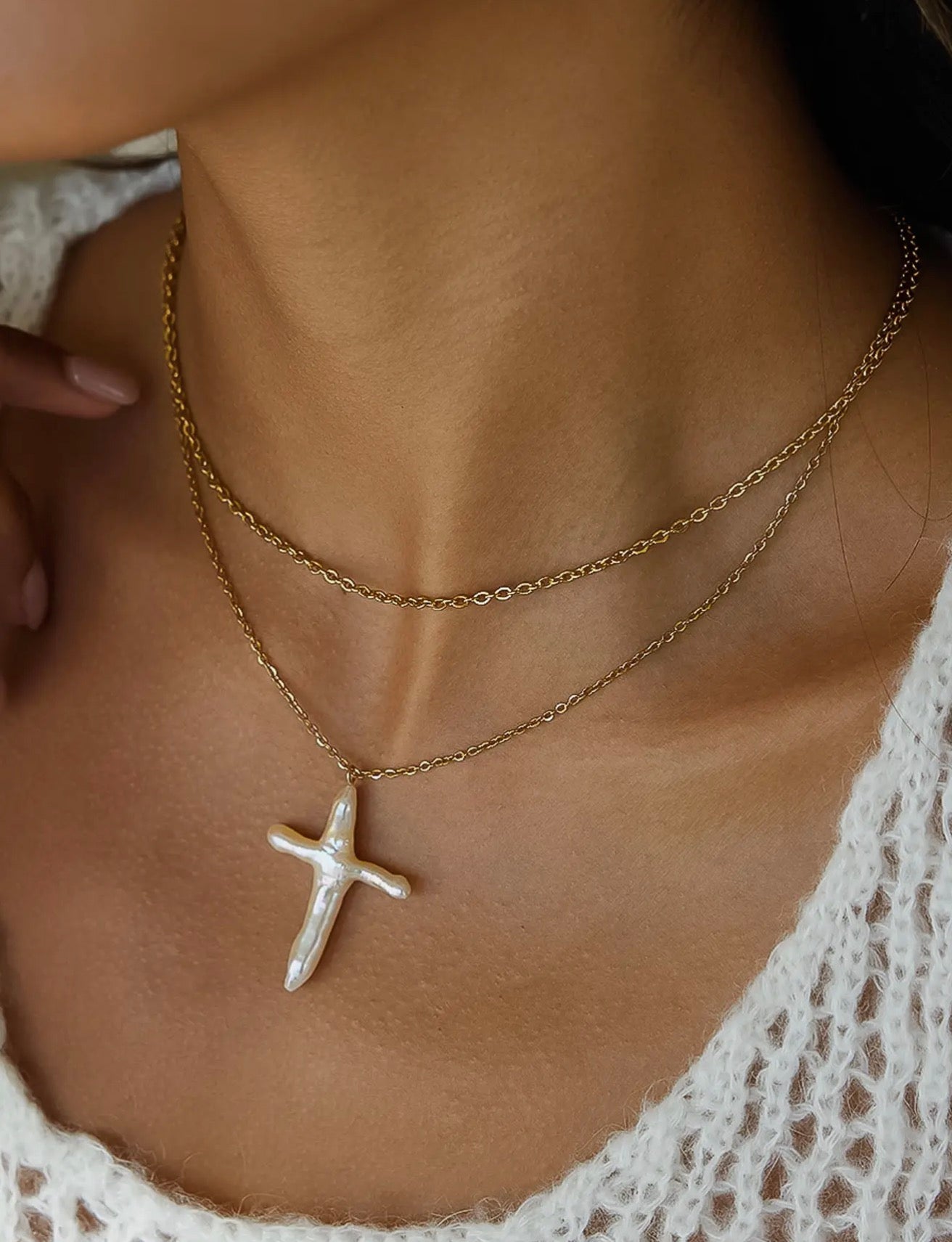 Aurise Freshwater Pearl Cross Necklace