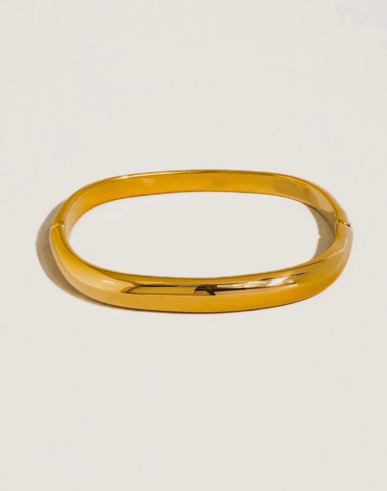 Renzi 18K Gold Non-Tarnish Classic Bangle