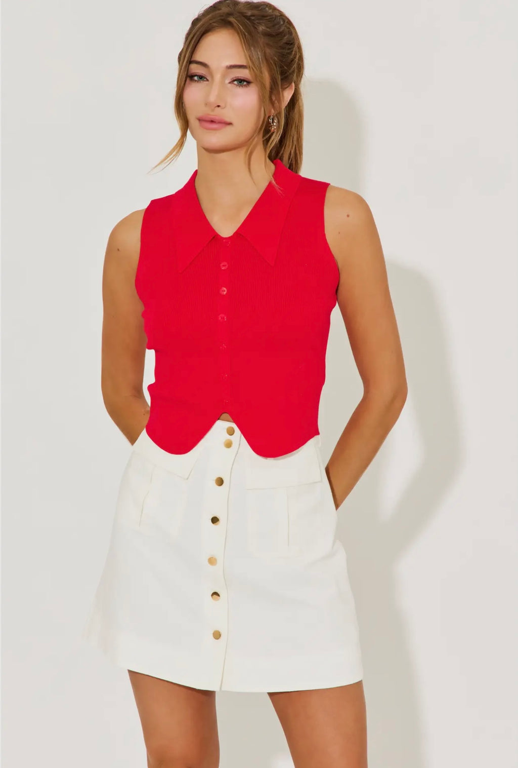 Emmy Sleeveless Button Down Top